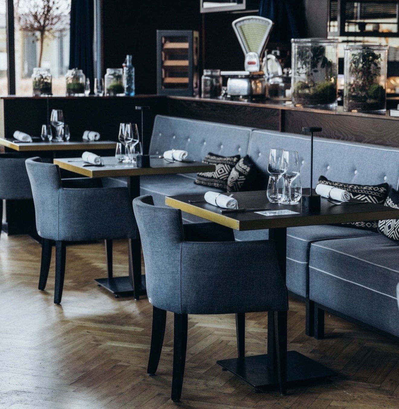 Das Interieur des NEO Bar-Restaurants